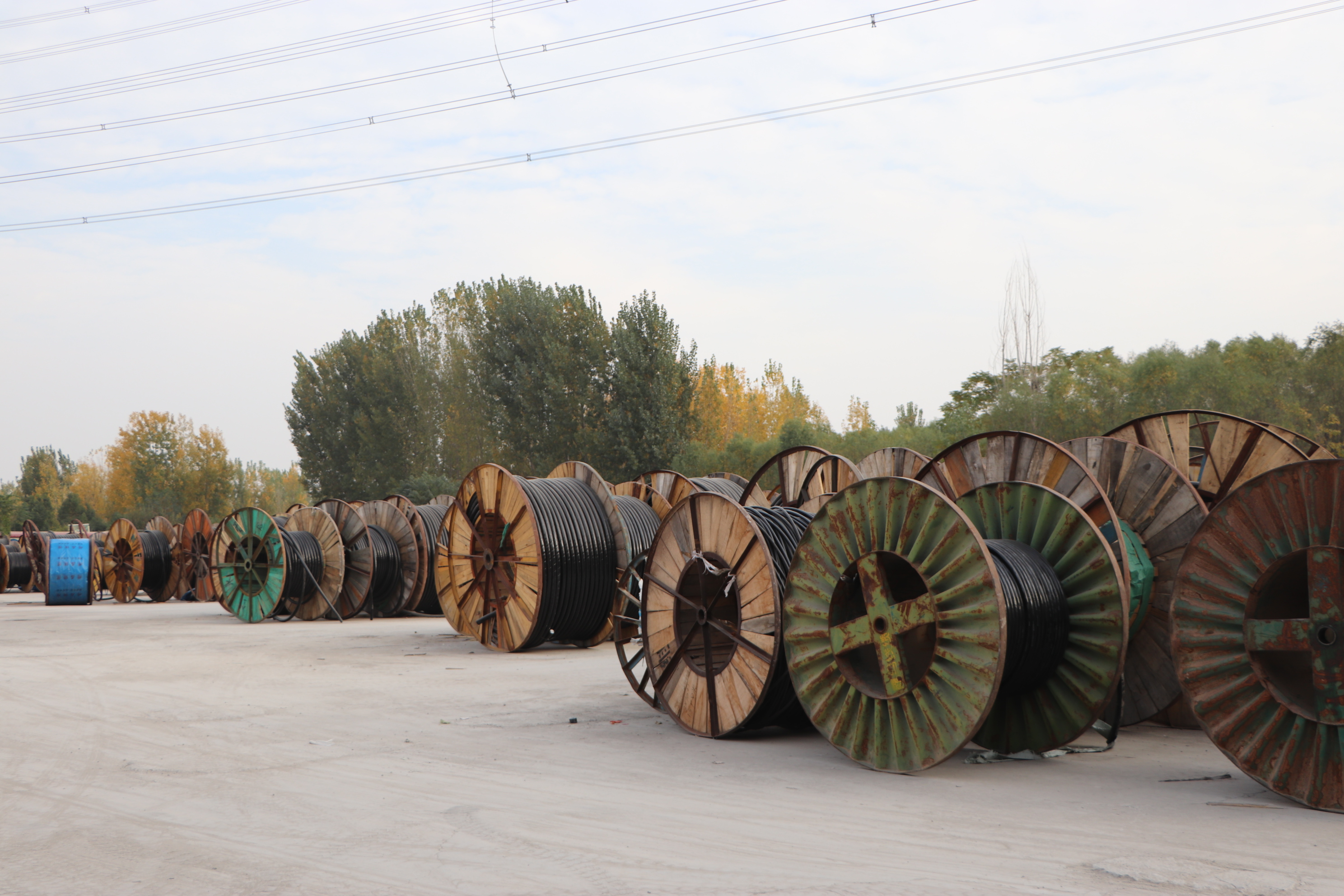 鄭州電線電纜廠電纜價(jià)格淺談0.6/1kv是幾平方線？