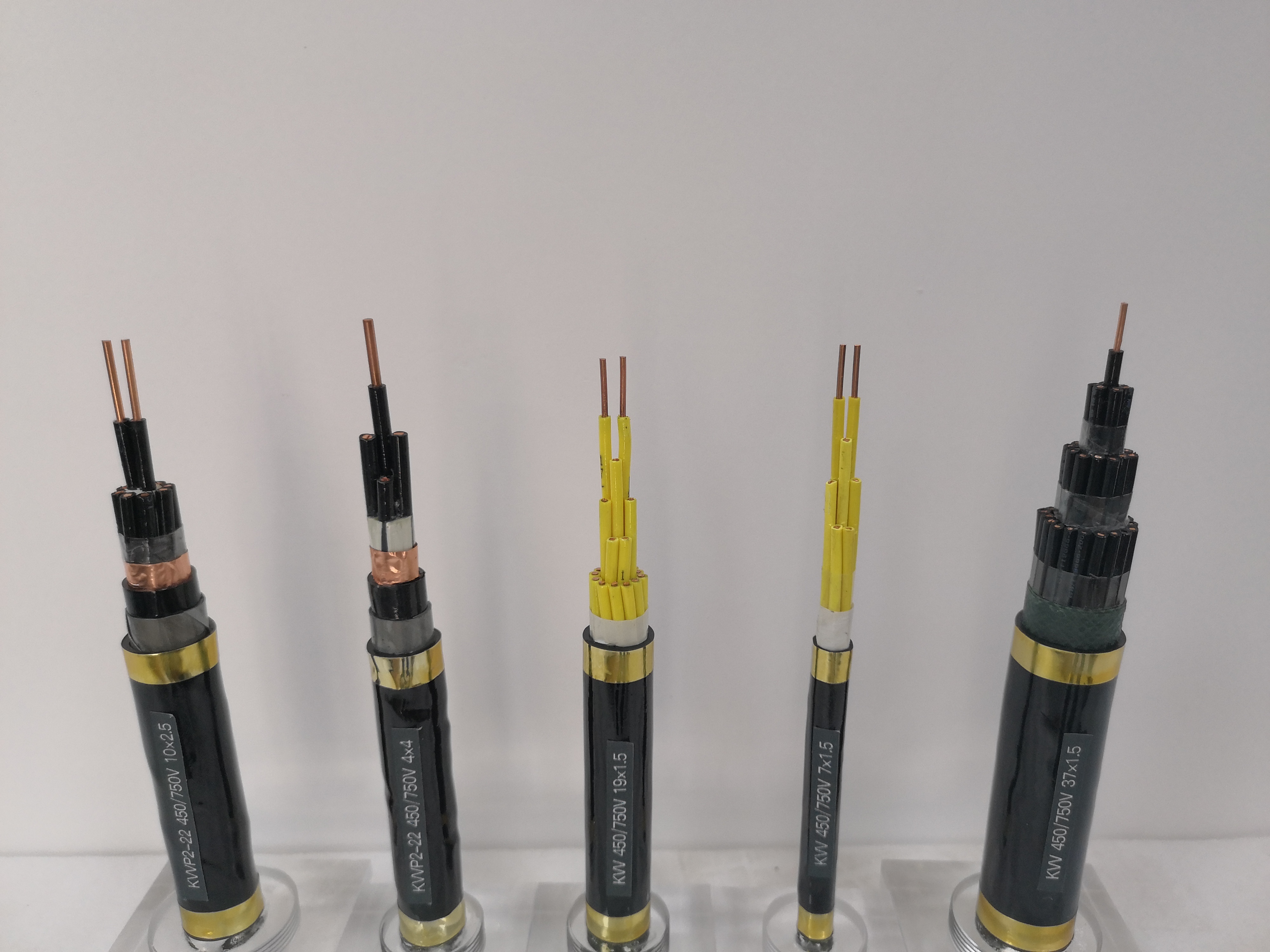 鄭州電纜廠河南太平洋線纜談vv和kvv電纜有什么區(qū)別